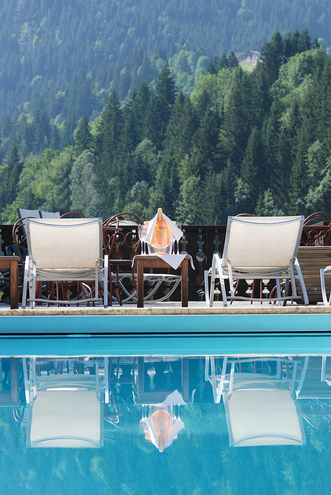 Hotel Le Petit Dru Морзин Экстерьер фото